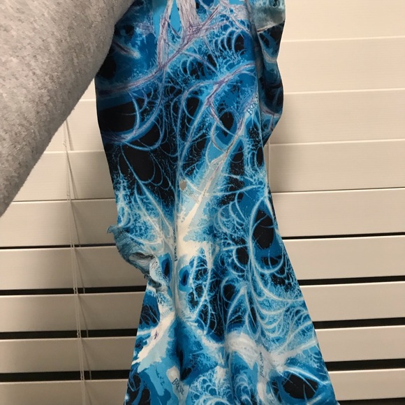 Electric Blue Book Cover - Picture 5 of 6